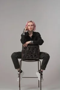 _HelenCarter Public Pic 5