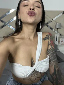 March flirting mode de Selena_G69  8 Imagens