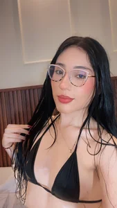 MARIE_TAPNER: Public ( 5 фото)