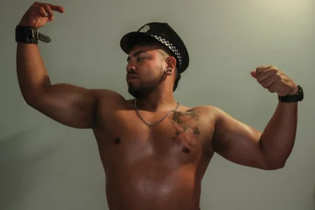 Muscle Men de BrianMalonee  Imagens