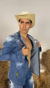 Fausto_Storm Public 사진 3