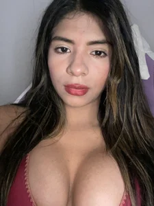 Micaelaaa de Micaelavillalobos  2 Imagens