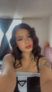 Hazel_Pink Public Gambar 6