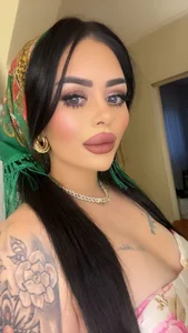 VanessaVale_ Public slika 9