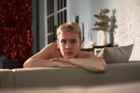 AlexxSweet: naked muscular body ( 3 фото)