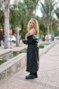 sensual_fer: Walking through your heart 😏🥵 ( 3 фото)