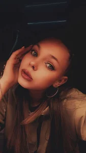 MilimaKatrin Public Foto