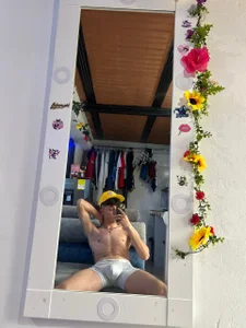 Eric_lion HI, IM LIAN Bilde