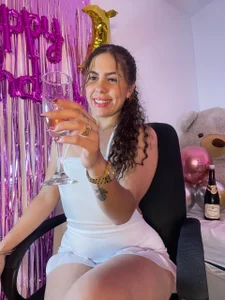 Charlottedioletのmy birthdayの 5枚の写真