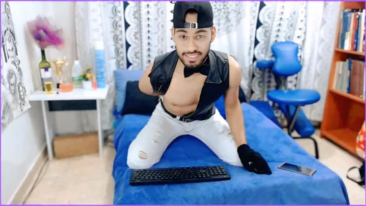 mmmm de Liam_hairy  3 Imagens