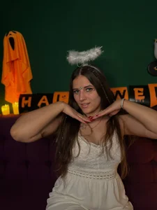 CandyKimmy your angelic Goddess for Halloween Pic