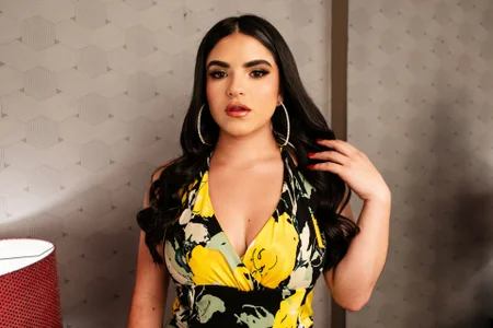 VanyaRose's XXX Nude Photo 2