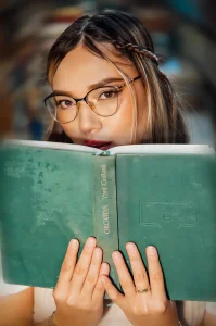 HaleyGreen1 ♥Let's read an erotic book ♥ Εικόνα