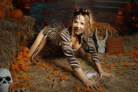 CATIAJONES Happy Halloween 🎃😈🔥 Foto