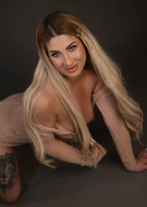 AuroraSins Seen, Not Staged Pic 9