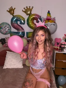 maddisonblush 🎂My birthday 🎂 Pic 2