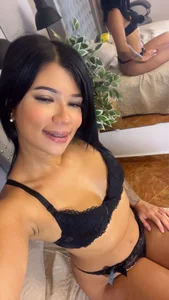 ivy_leee 💗 Poză 2