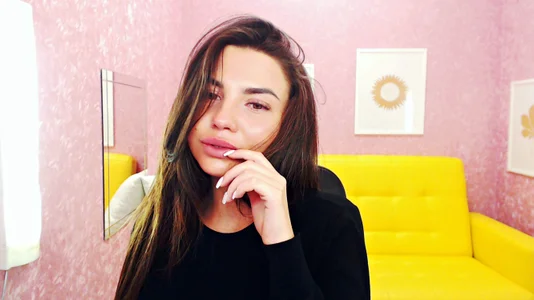 AlexaTeasing Public Pic