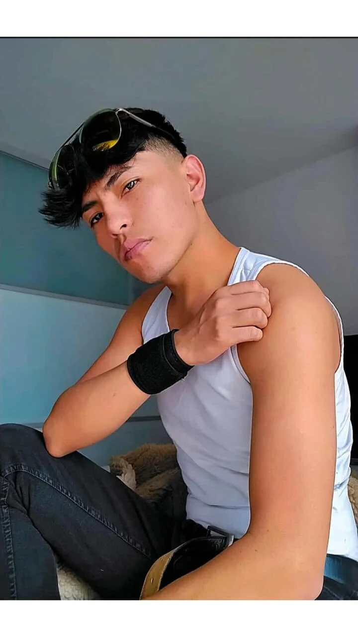 Трендове зображення  4650 Jeremy-Cock