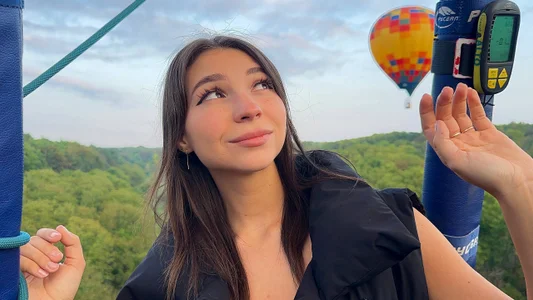 Beg_me_now Another wish in a hot air balloon has been fulfilled Pic