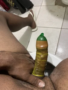 julio9679Meu pau com camisinha Bild