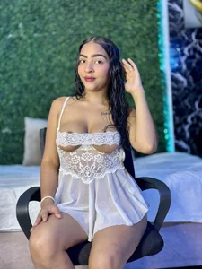 IsabellaEbony_'s XXX Nude Photo 2