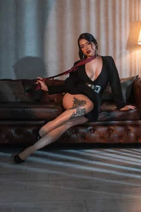 Nicollemays take me by my tie and make me yours😏🖤 Pic 3