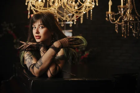 NicoleMun Black is always good Pic 7