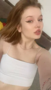 PrettyKristina Say "Hi" to me 🌸 Pic