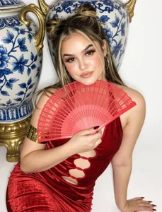 leilawinx Public Pic 4