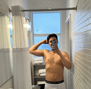 jesussaguilar: Public ( 2 фото)