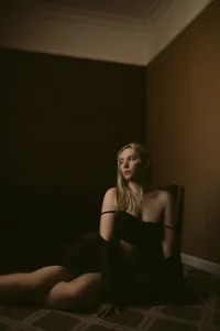 OliviaShepard Photoshoot Pic 7
