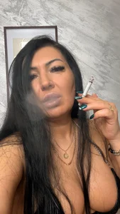 goddessalysse smokey kiss Pic