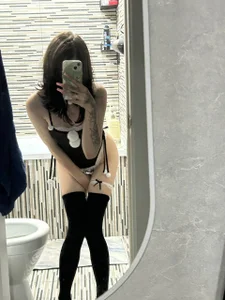 Look at me od AmeliaMiotii  snímek