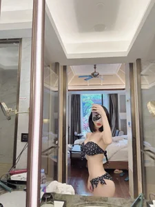 Candy-show's photo