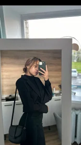 RexanneBurland Public Pic 3