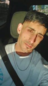 Pibesavio Public টি ছবি