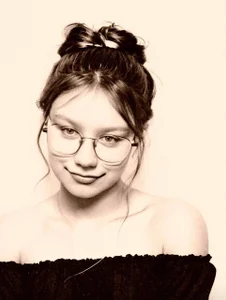 AngelinaLow Some pics of me 사진