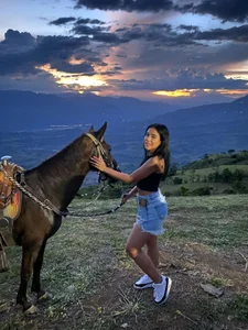 April_collinss Enjoying the view 🥰 Pic 2