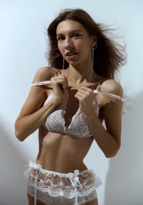 Feel me de KellyShines  6 Imagens