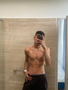 Daniel_Loveer Public slika