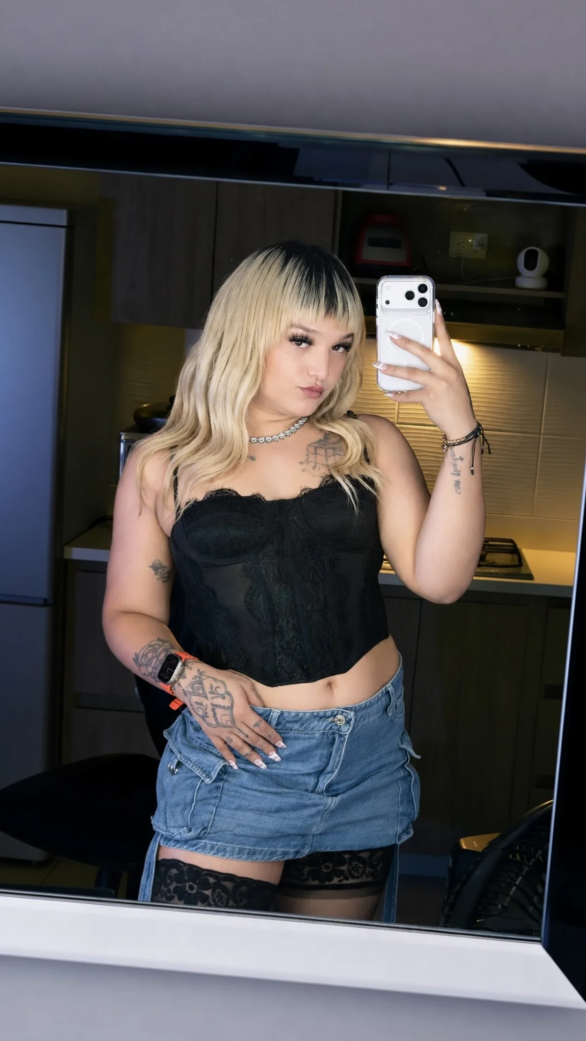 Foto  655 de ScarletThompsonx – em alta