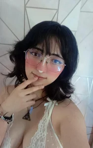 SaraMartini1のhorny 🥵💦の枚の写真