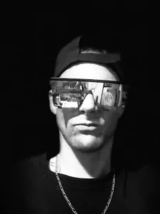 Stillhard8925 Free Pic 2