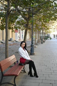 KristiiMax Walk around the city  9টি ছবি