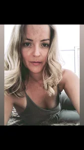 naughtyhollyxxxx Public Pic