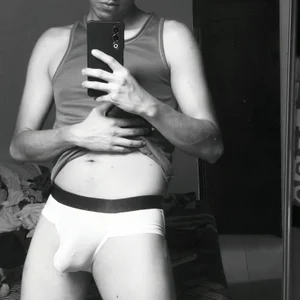 Aaron_Grant Public Foto 3