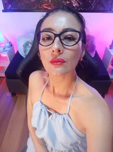 Scarlett_Musse sexy glasses slika 3