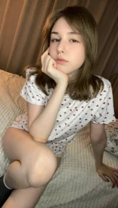 SunnySikarskie Sweet Little Bow 🤍 Pic 4