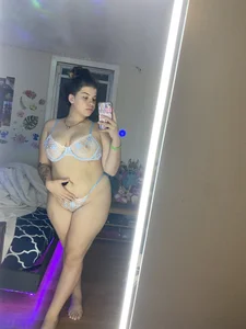 shaskittles_ Public Pic 4